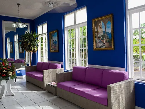 Hotel Auberge Seraphine Castries